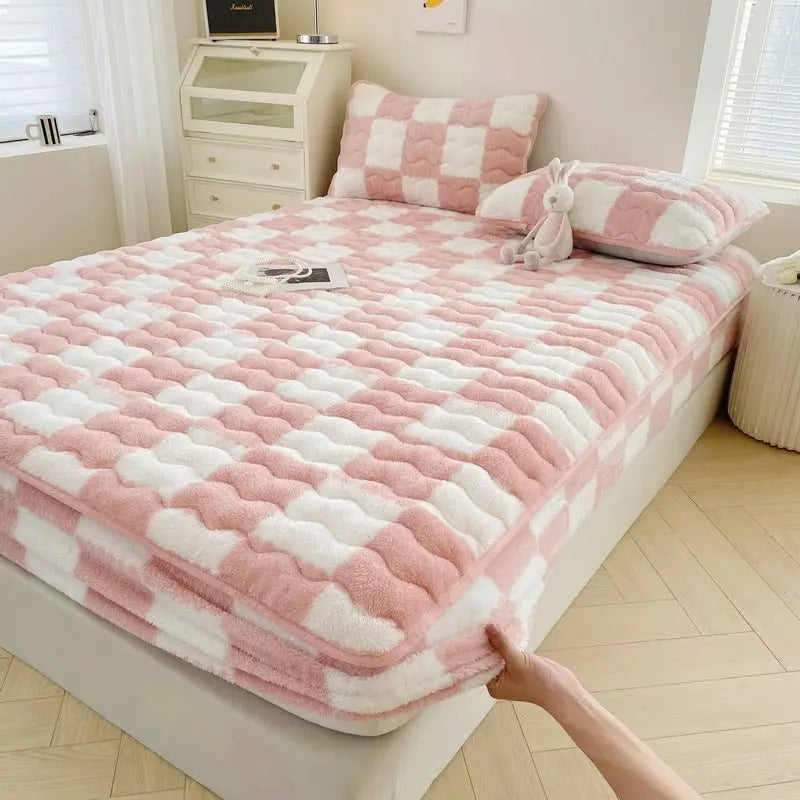 Arctic Velvet Bedsheet Checkerboard Pattern Soy Antibacterial Sliding Bedsheet world linen