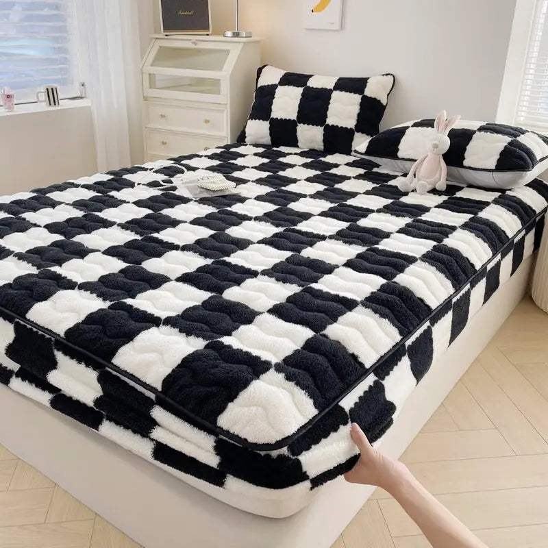 Arctic Velvet Bedsheet Checkerboard Pattern Soy Antibacterial Sliding Bedsheet world linen