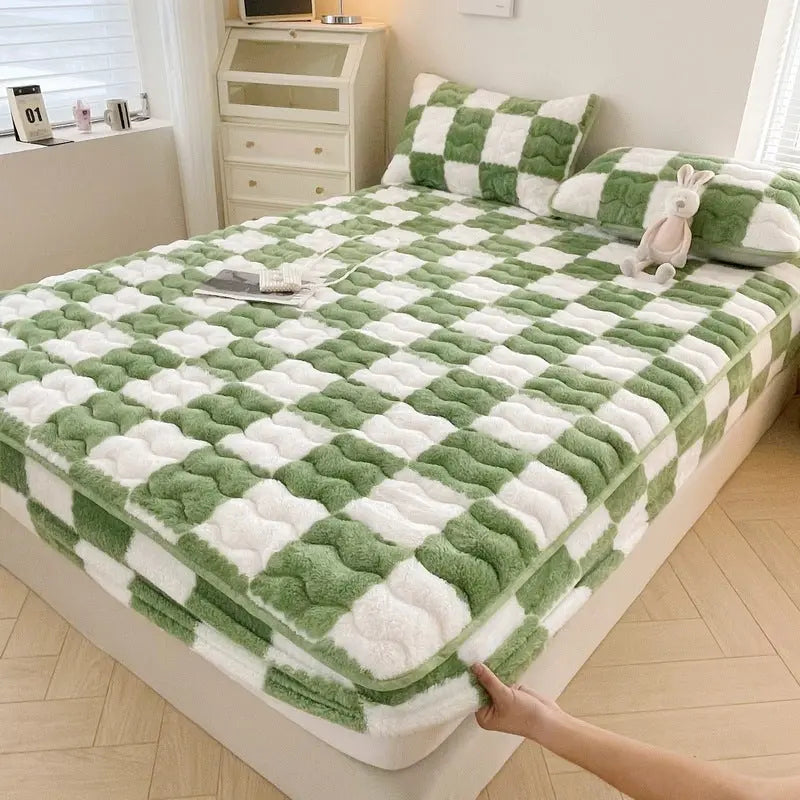 Arctic Velvet Bedsheet Checkerboard Pattern Soy Antibacterial Sliding Bedsheet world linen