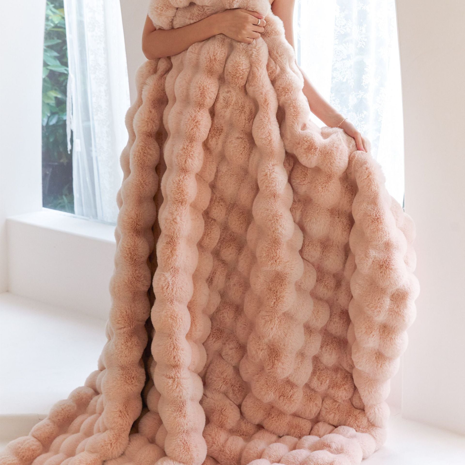 Polyester Carpet Rabbit Bubble Velvet Thickened Nap Blanket Quilt world linen