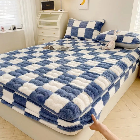 Arctic Velvet Bedsheet Checkerboard Pattern Soy Antibacterial Sliding Bedsheet world linen